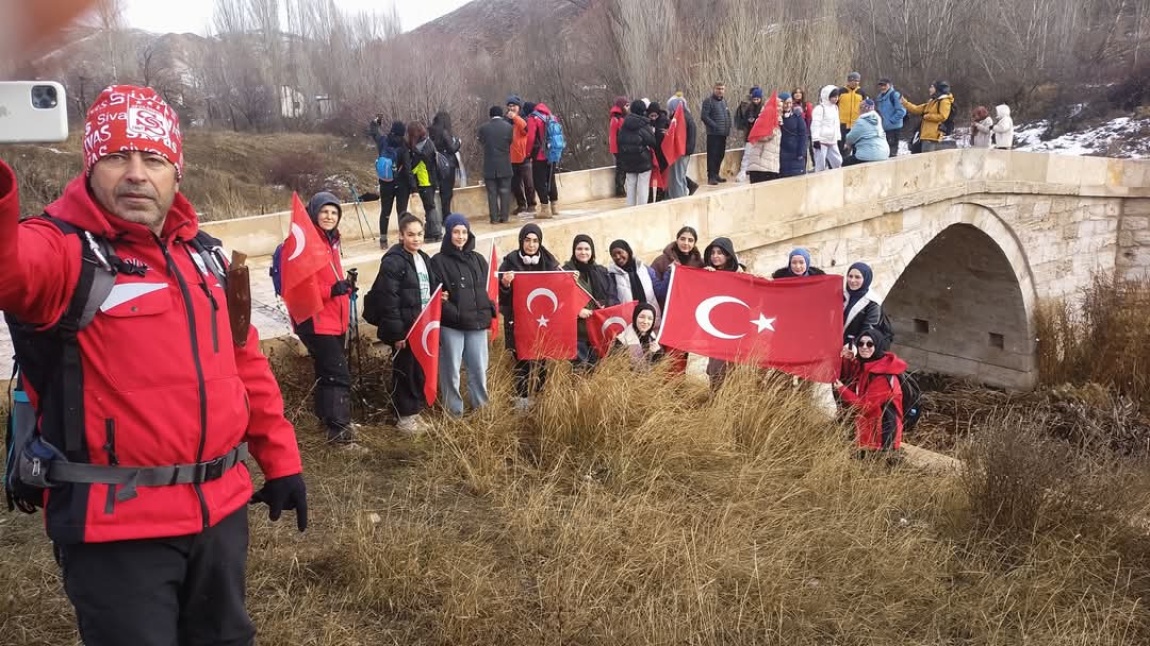 SARIKAMIŞ ŞEHİTLERİ İÇİN